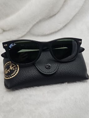 Ray-Ban RB2132 New Wayfarer Matte Black G-15 Black Sunglasses